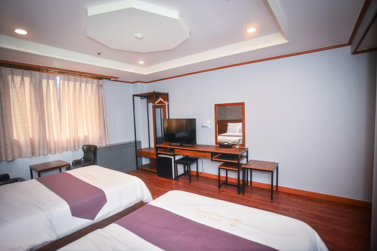 Hotel Noblesse Seul Esterno foto