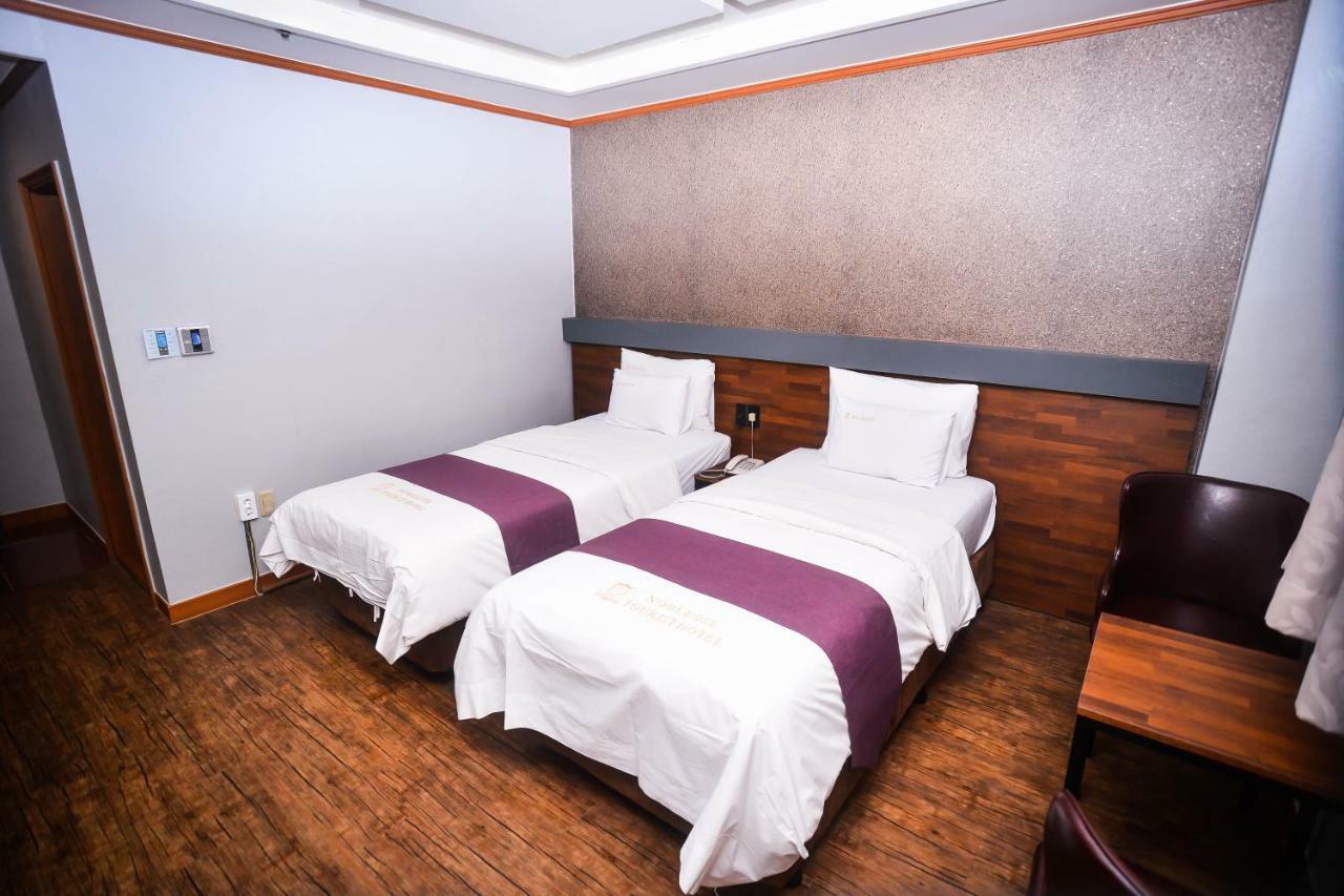Hotel Noblesse Seul Esterno foto