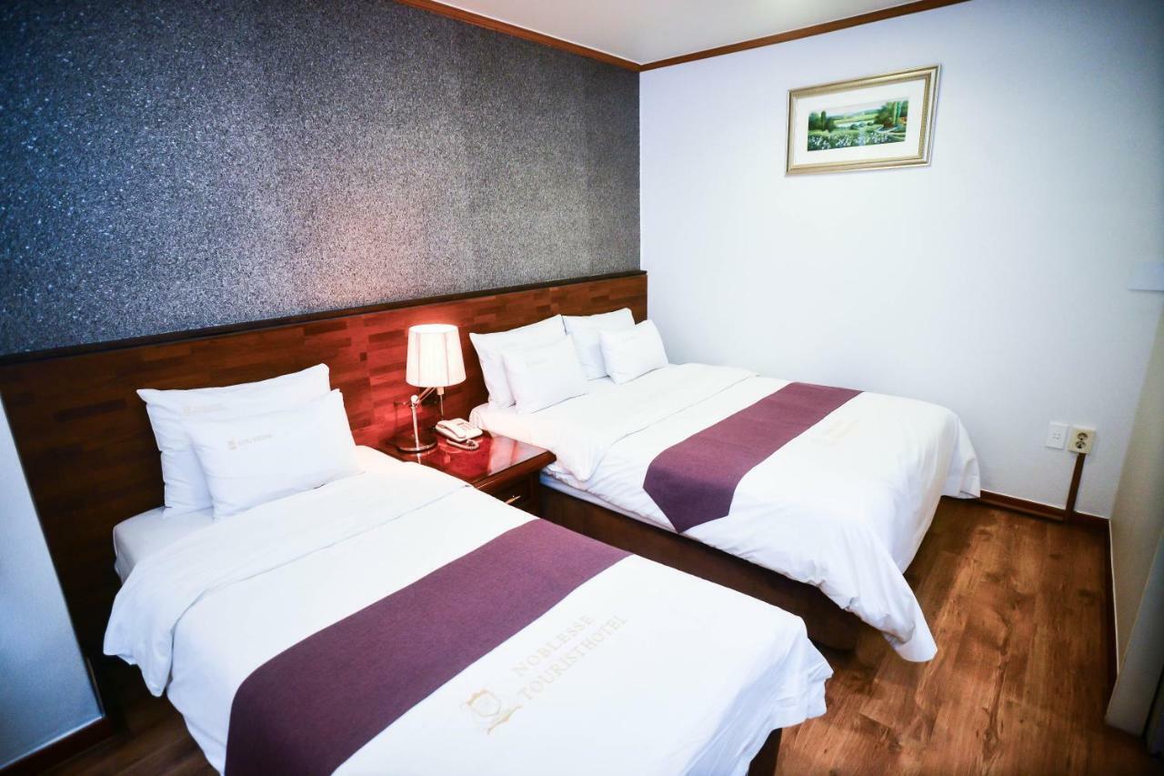 Hotel Noblesse Seul Esterno foto