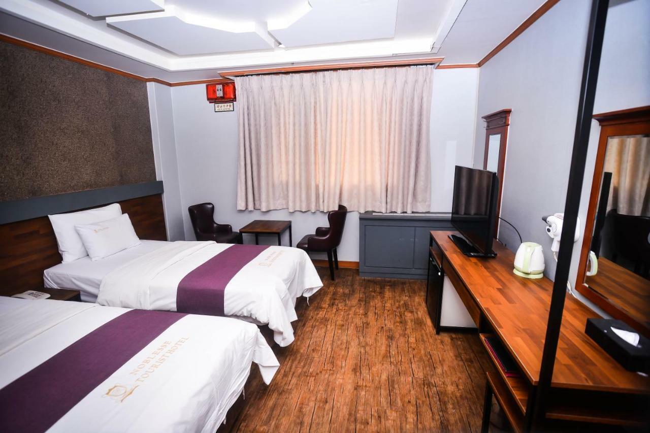 Hotel Noblesse Seul Esterno foto