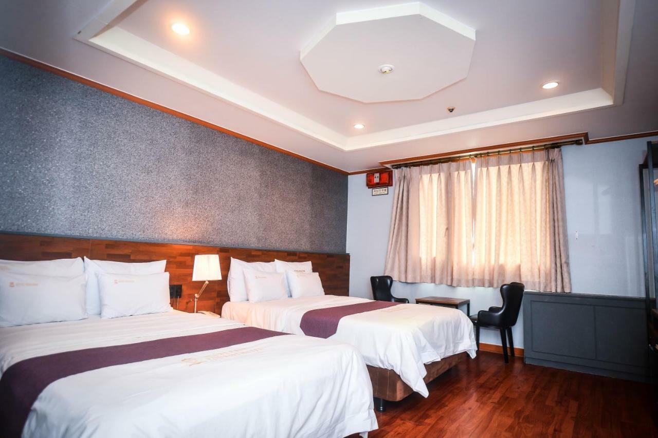 Hotel Noblesse Seul Esterno foto